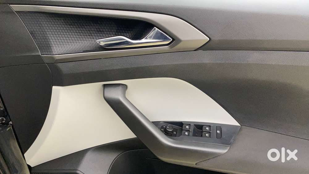 Skoda Kushaq 1.0 Tsi Ambition At, 2022, Petrol