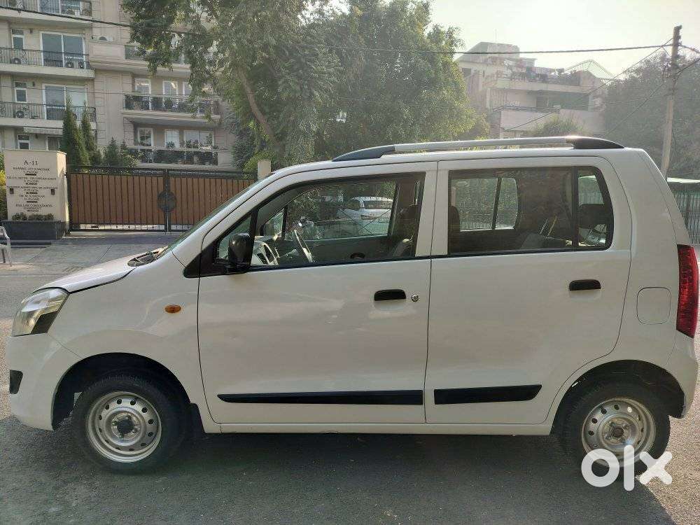 Maruti Suzuki Wagon R Lxi Optional, 2017, Petrol