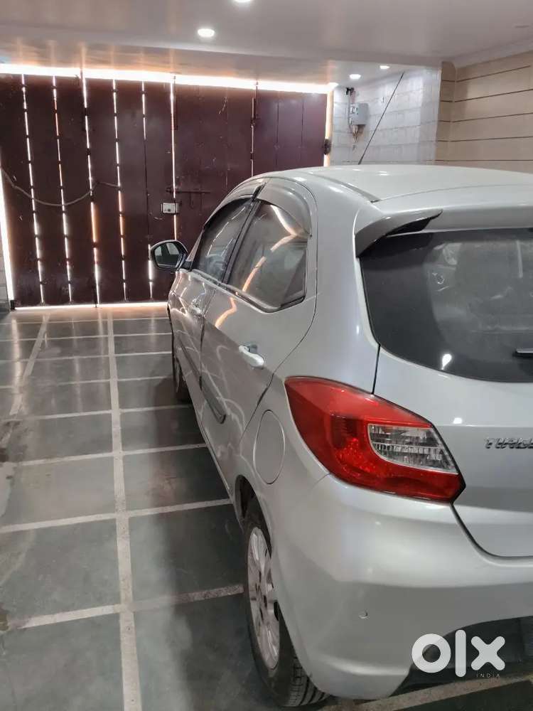 Tata Tiago Xza Automatic