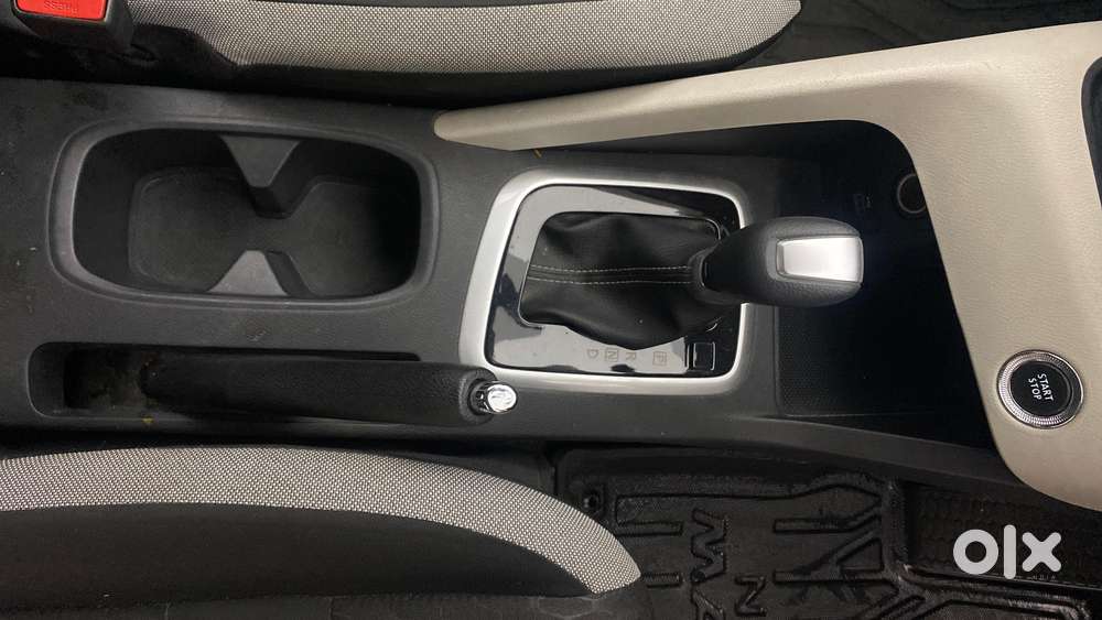 Nissan Magnite 1.0 Xv Premium Turbo Cvt, 2022, Petrol