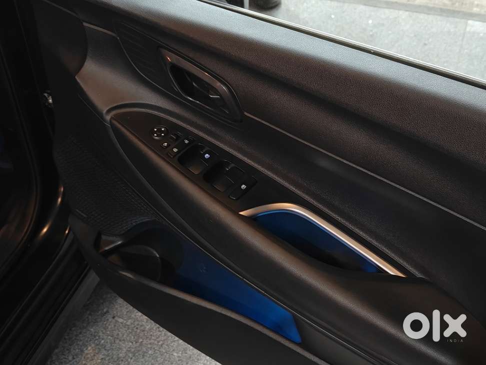 Hyundai New I20 1.2 Asta Ivt, 2021, Petrol