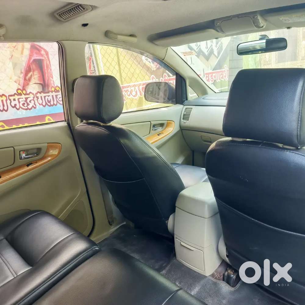Toyota Innova Diesel 2011 2nd Owner