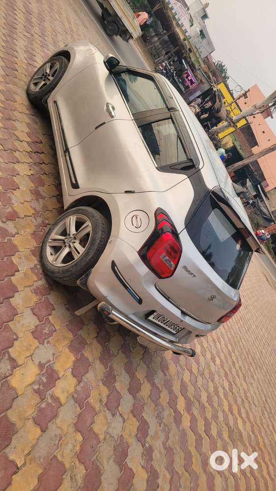 Maruti Suzuki Swift Vxi + Manual, 2019, Petrol