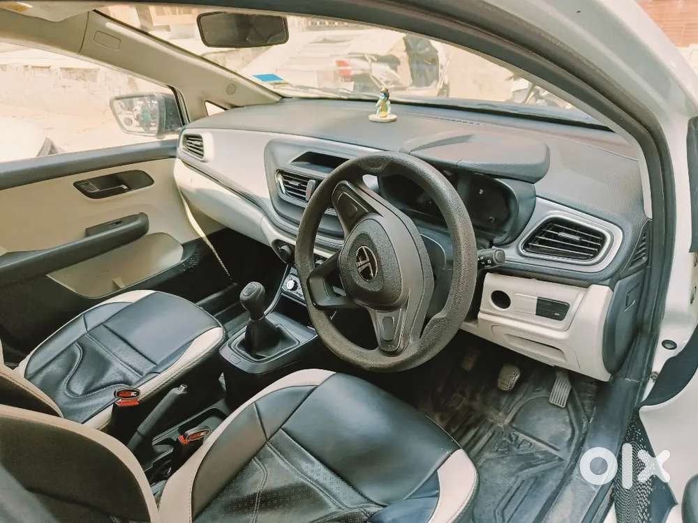 Tata Altroz Xe Cng 2024 Variant