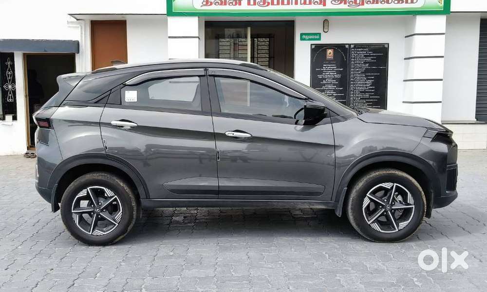 Tata Nexon Creative Plus S 1.2 Revotron Petrol 6 Amt, 2025, Petrol