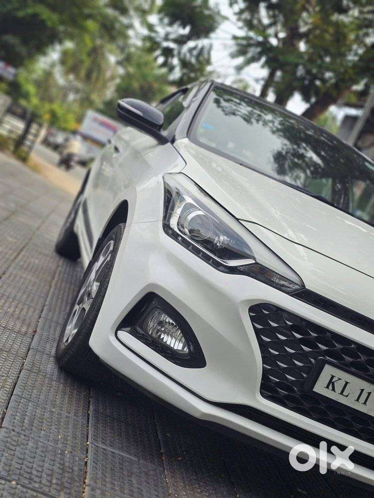 Hyundai I20 Asta (o) 1.2 Mt, 2018, Petrol