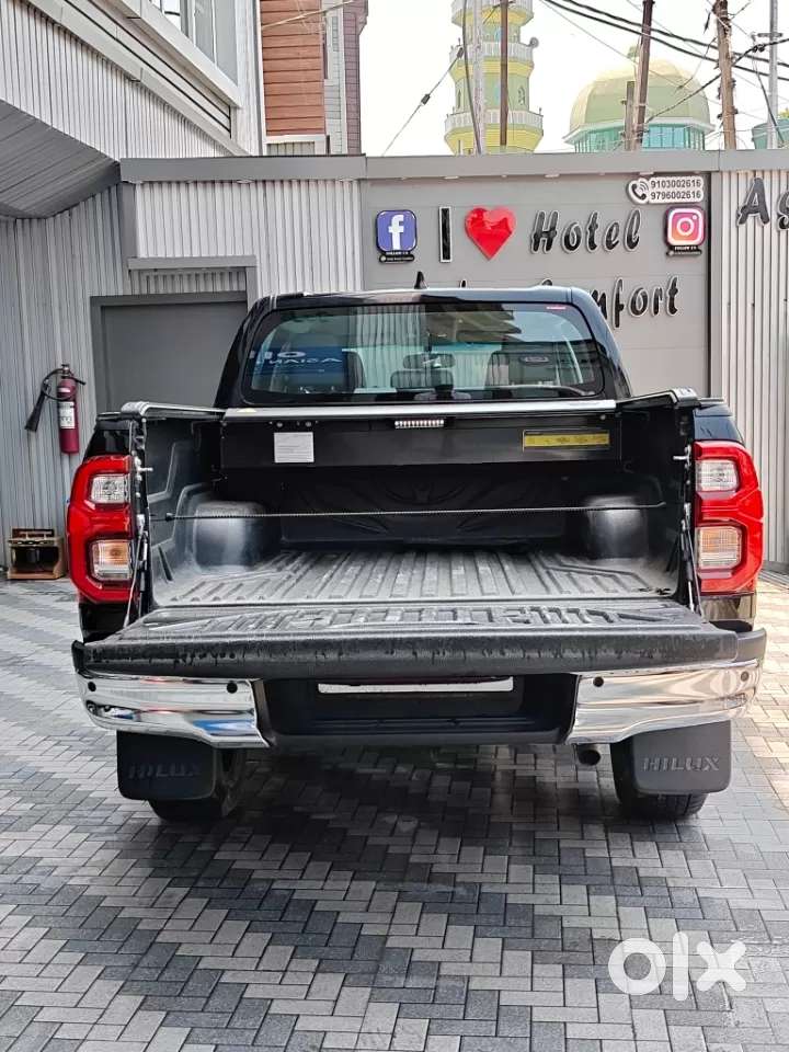 Toyota Hilux 2.8 High 4x4 Mt, 2026, Diesel