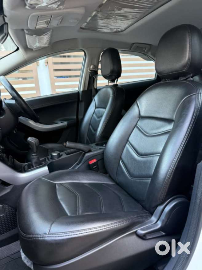 Tata Nexon 1.2 Revotron Xm (s), 2020, Petrol