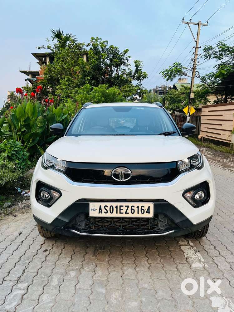 Tata Nexon 1.5 Revotorq Xma Amt (s), 2022, Petrol