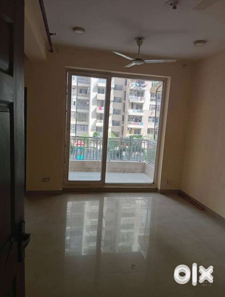 2 bhk semifurnished flat in ganga nagar