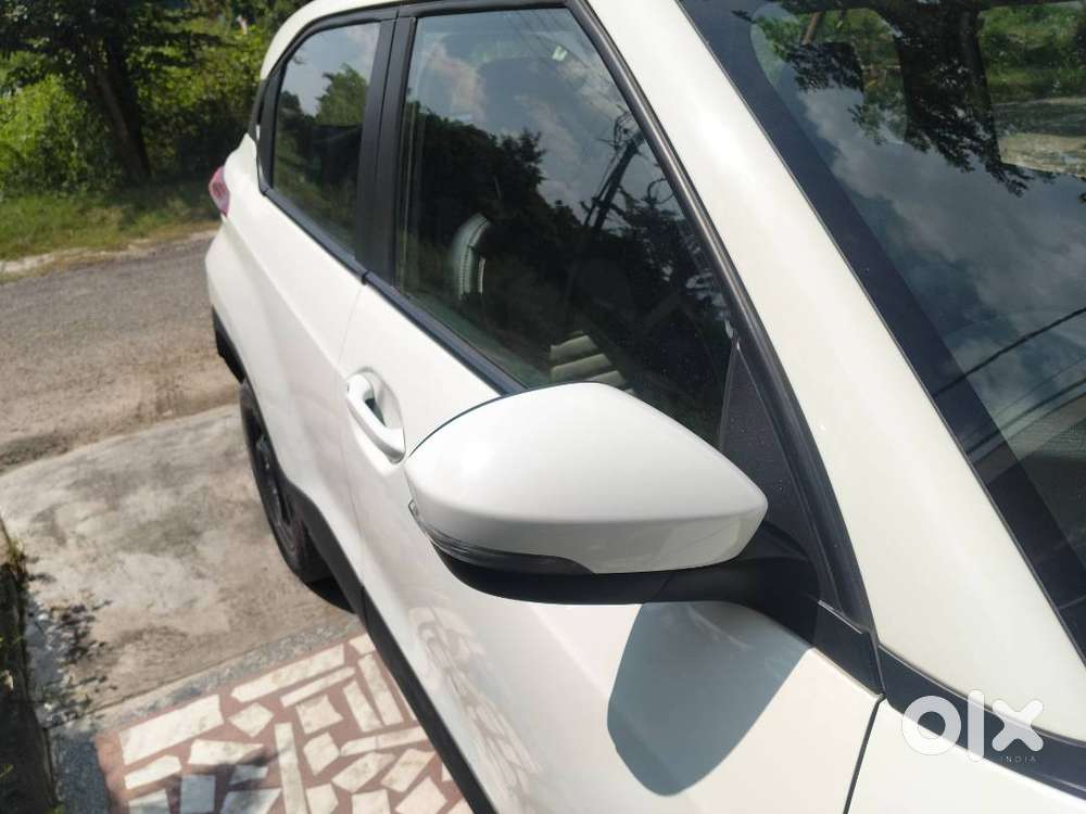 Well Maintained Without Any Scratche At Brand New Condition With All T