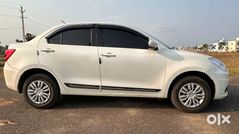 Maruti Suzuki Dzire 2024 Petrol 37000 Km Driven
