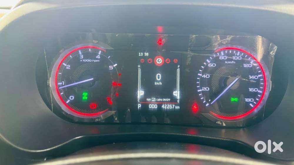 Mahindra Thar Lx 4-str Hard Top At, 2022, Petrol