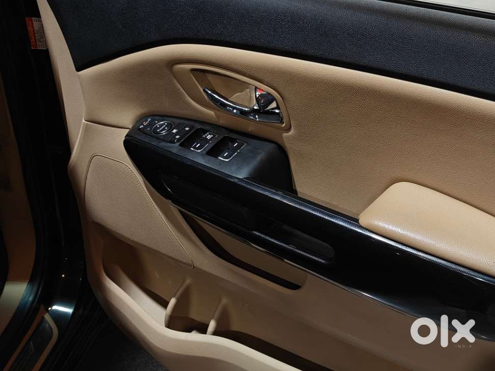 Kia Carnival Prestige, 2021, Diesel