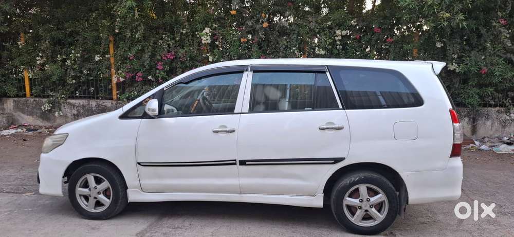 Toyota Innova 2004-2011 2.5 G4 Diesel 7-seater, 2010, Diesel