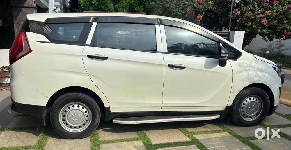Mahindra Marazzo, 2018, Diesel