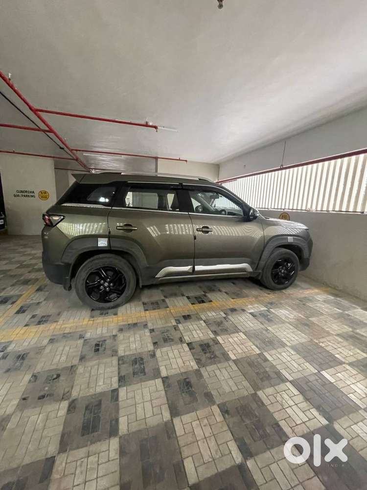 2023 Maruti Brezza Zxi S-cng Top Model  Sunroof  27k Km  Single Own