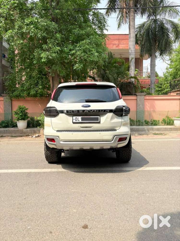 Ford Endeavour 2.2 Trend At 4x2, 2016, Diesel