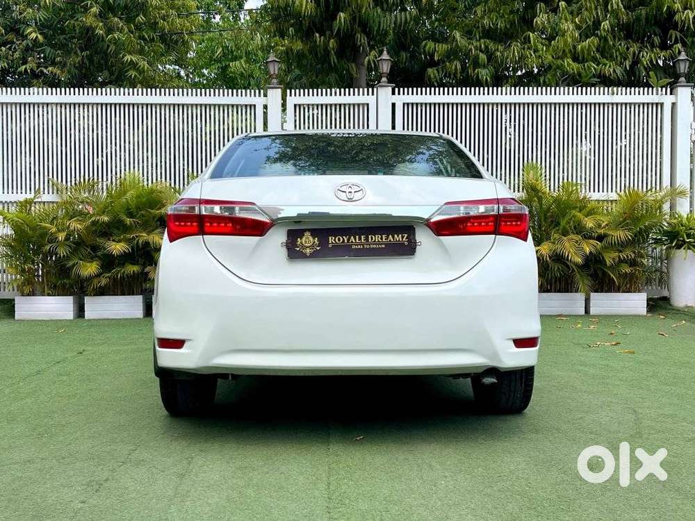 Toyota Corolla Altis 2013-2017 Vl At, 2015, Petrol