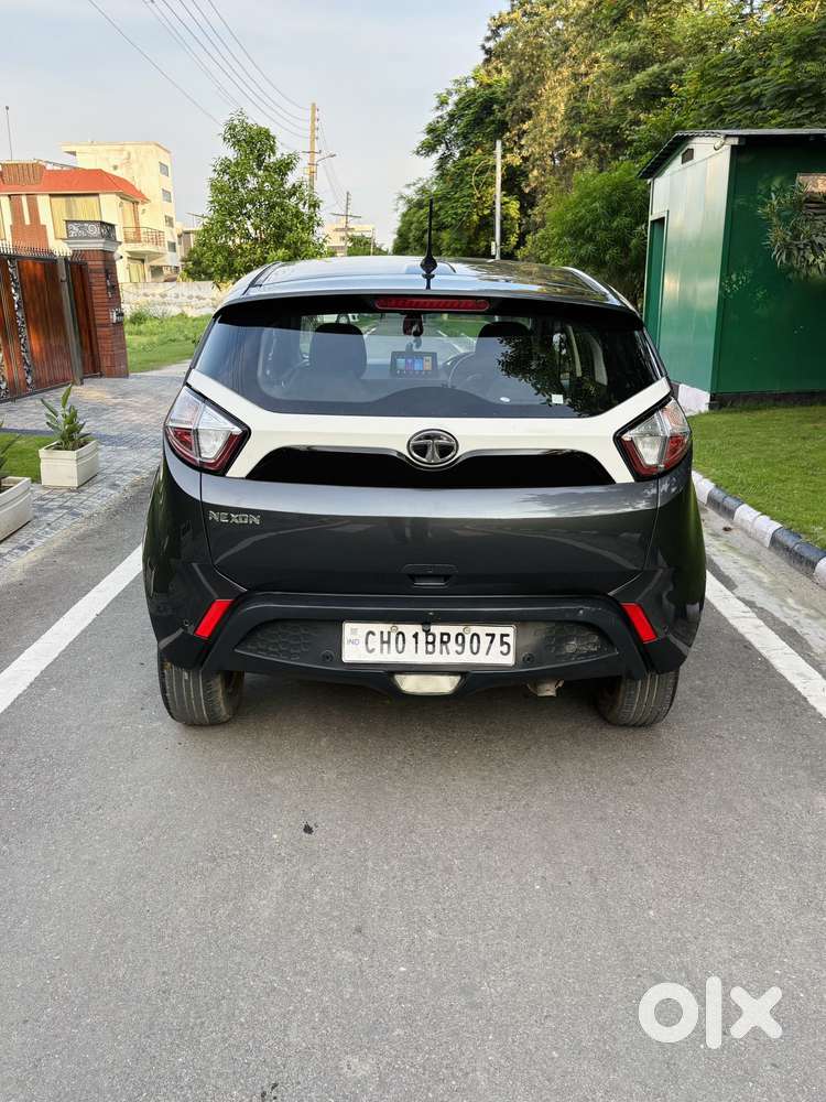 Tata Nexon 1.5 Revotorq Xm (s), 2018, Diesel