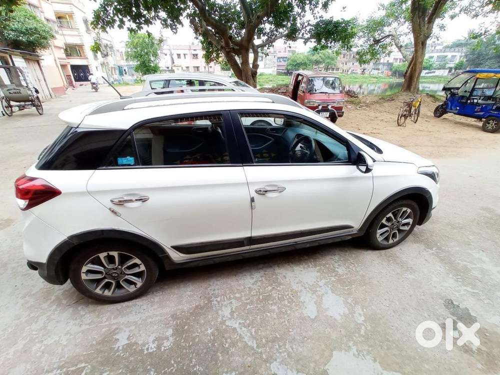 Hyundai I20 Active Top Model 2016 Diesel Well Maintained