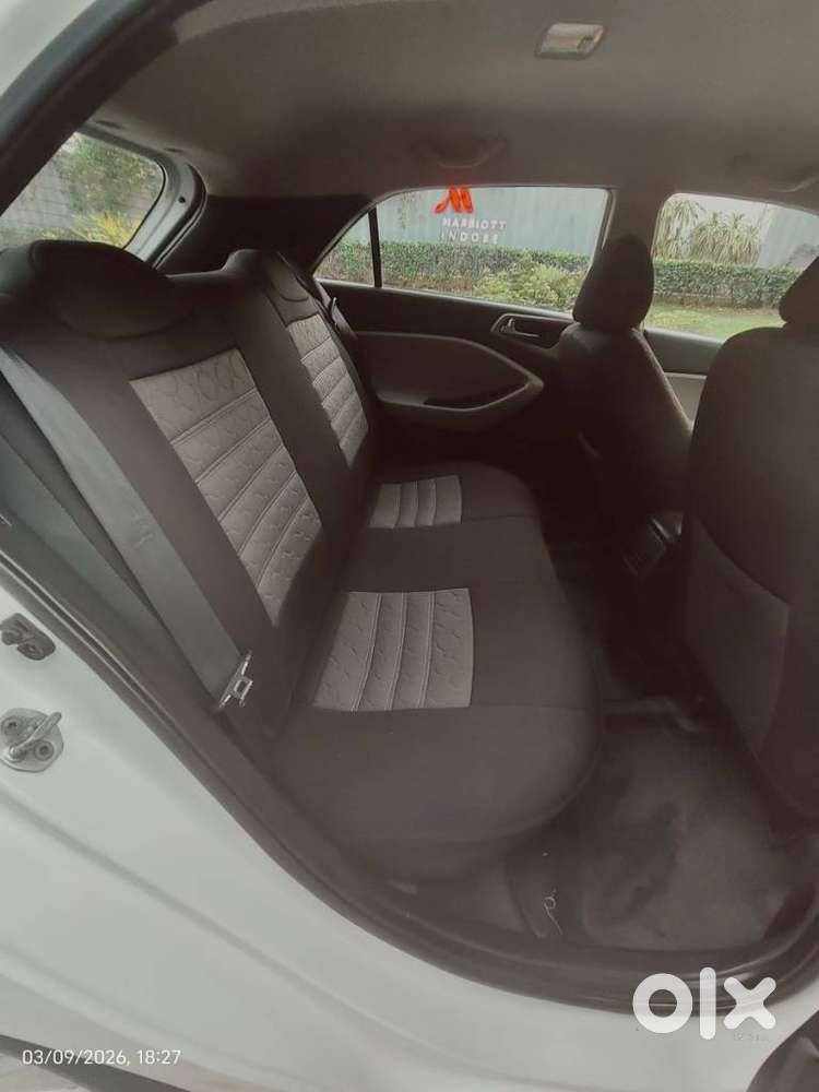 Hyundai Elite I20 Sportz (o) 1.2, 2015, Petrol