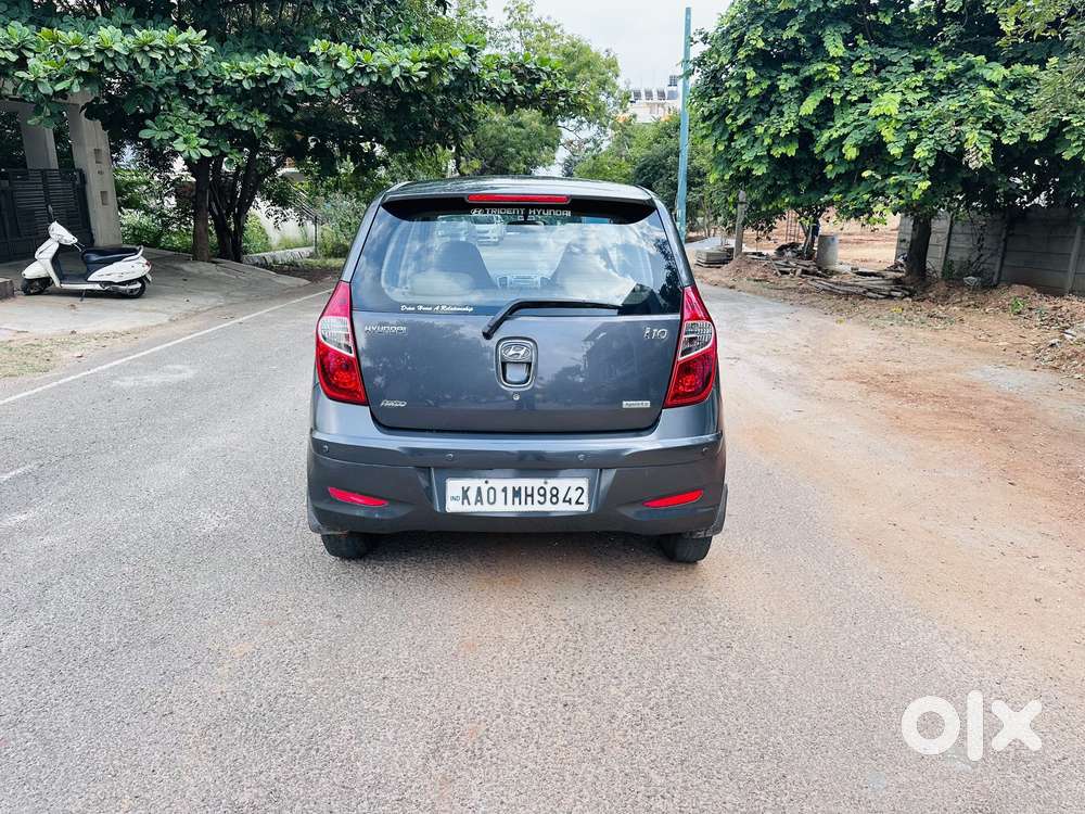 Hyundai I10 Sportz At, 2012, Petrol