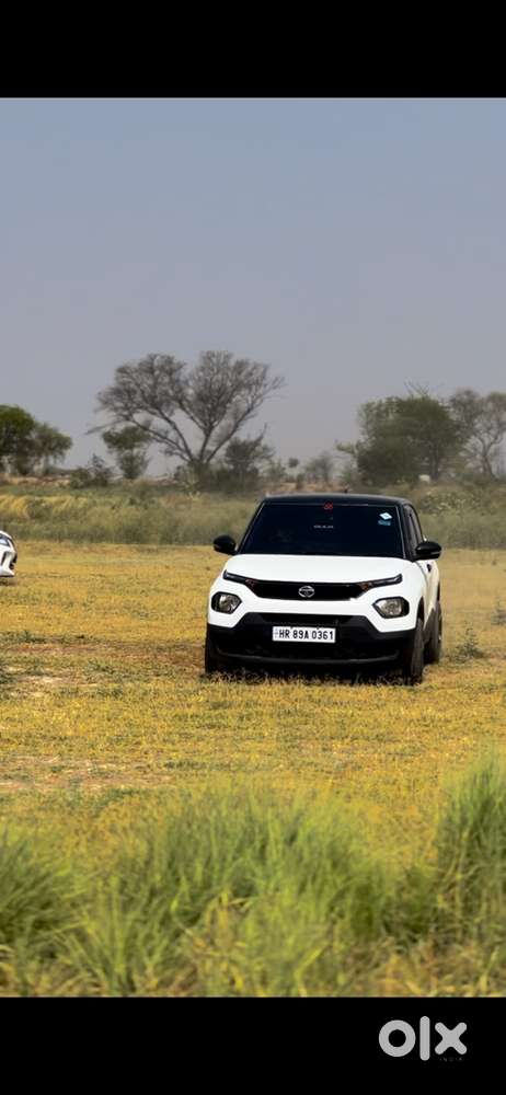 2023 Tata Punch Rhythm Icng