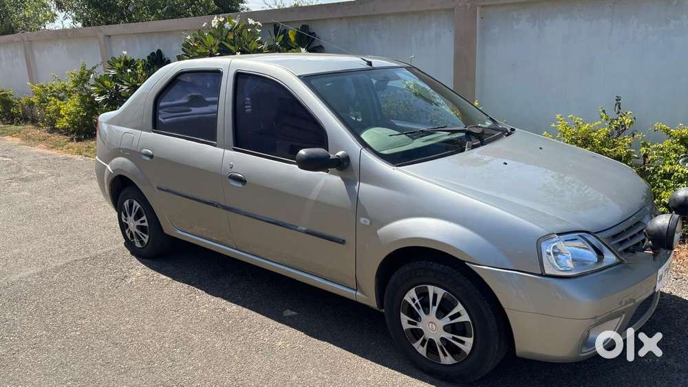 Mahindra Logan Petrol 1.4 Gle, 2009, Petrol