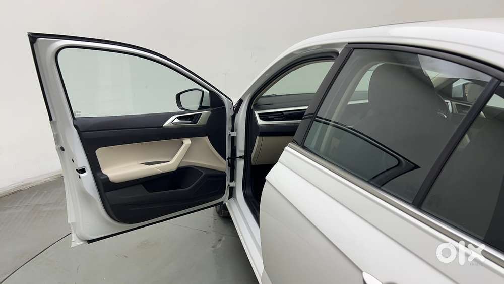 Volkswagen Virtus 1.0 Topline Tsi, 2022, Petrol