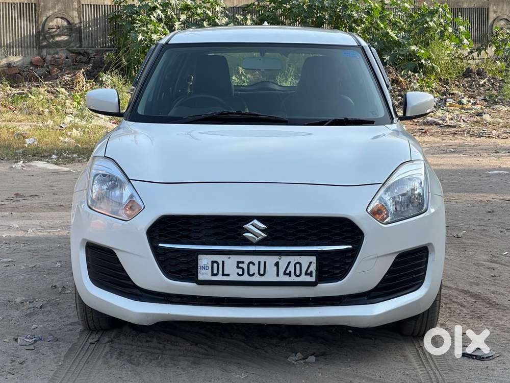 Maruti Suzuki Swift Vxi + Manual, 2022, Petrol