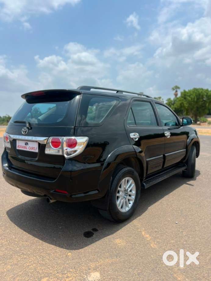 Toyota Fortuner 3.0 4x2 Mt, 2014, Diesel