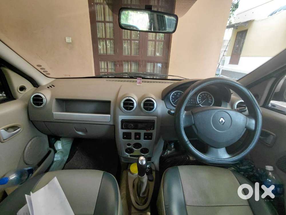 2010 Mahindra Renault Logan