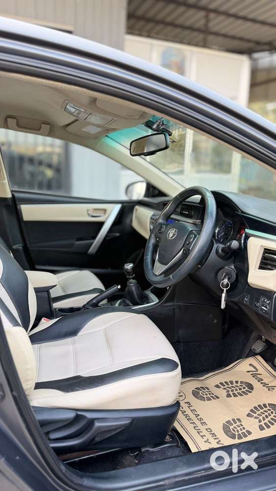 Toyota Corolla Altis Gl Mt, 2015, Petrol