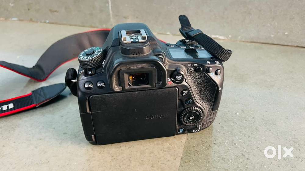 Canon EOS 80D with 50mm 18-135mm Lenses – Excellent Condition