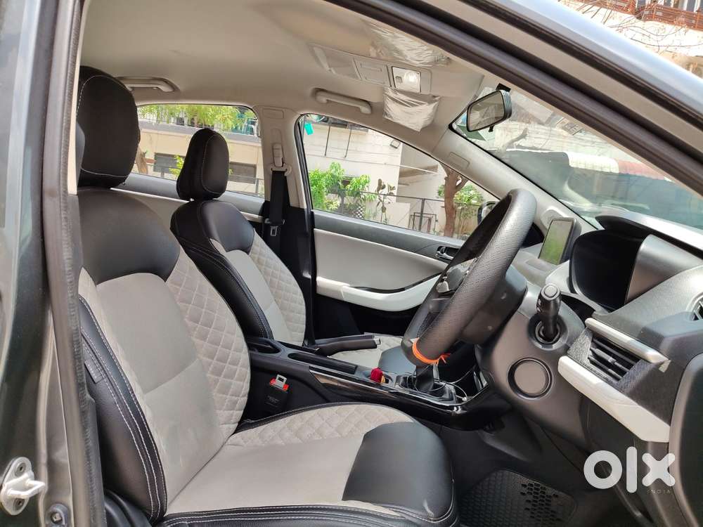 Tata Nexon Creative 1.2 Revotron Petrol 6 Mt Dt, 2024, Cng & Hybrids