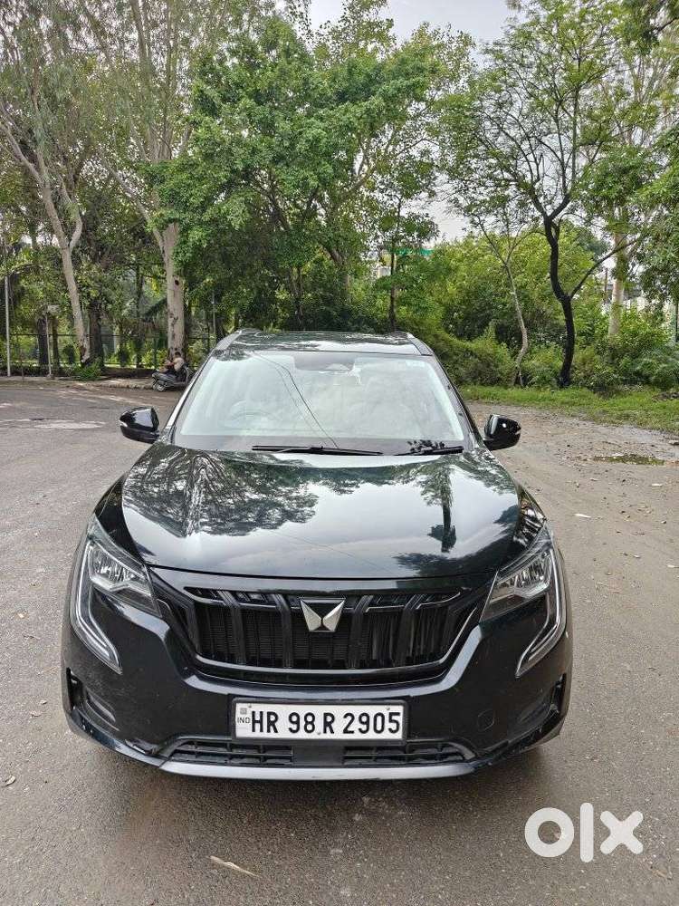 Mahindra Xuv700 2.0 Ax 7 Petrol At Str, 2024, Petrol
