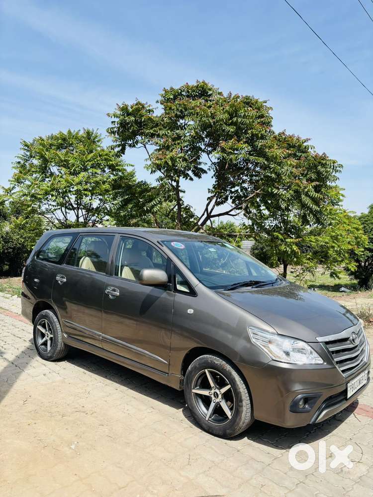 Toyota Innova 2.5 G (diesel) 7 Seater, 2015, Diesel