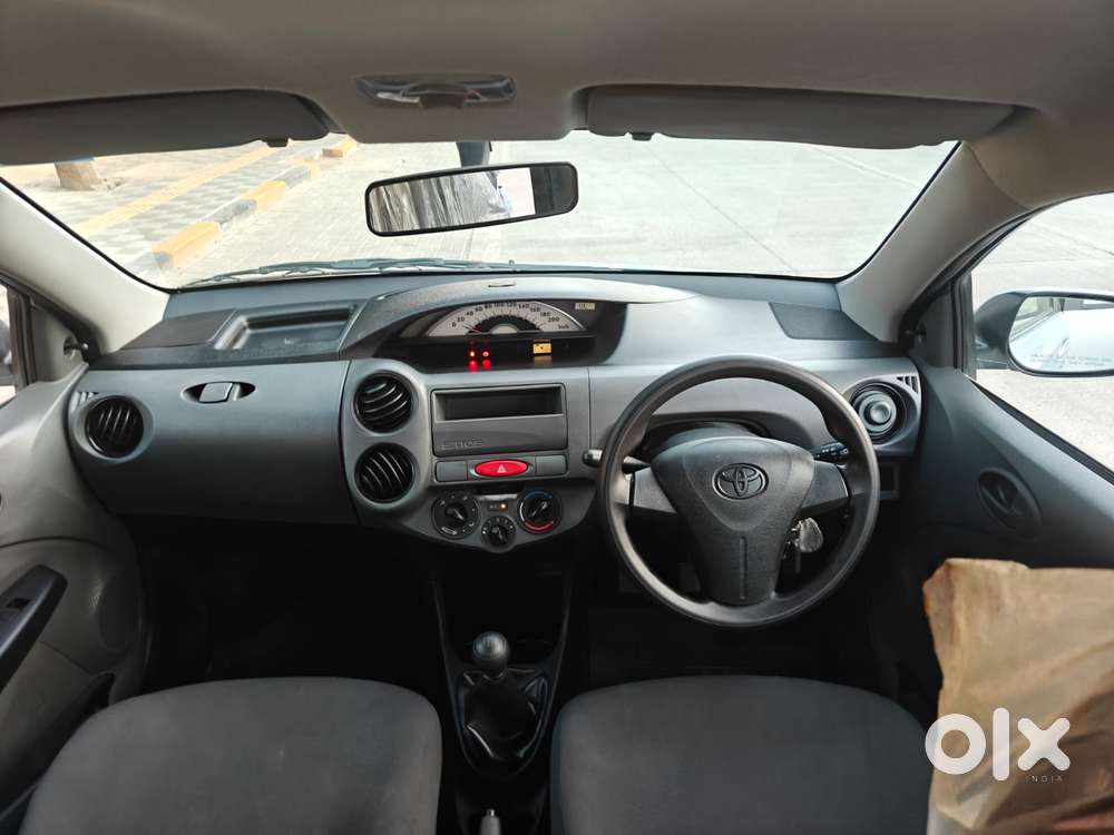 Toyota Etios Liva 2011-2012 G Plus, 2012, Petrol