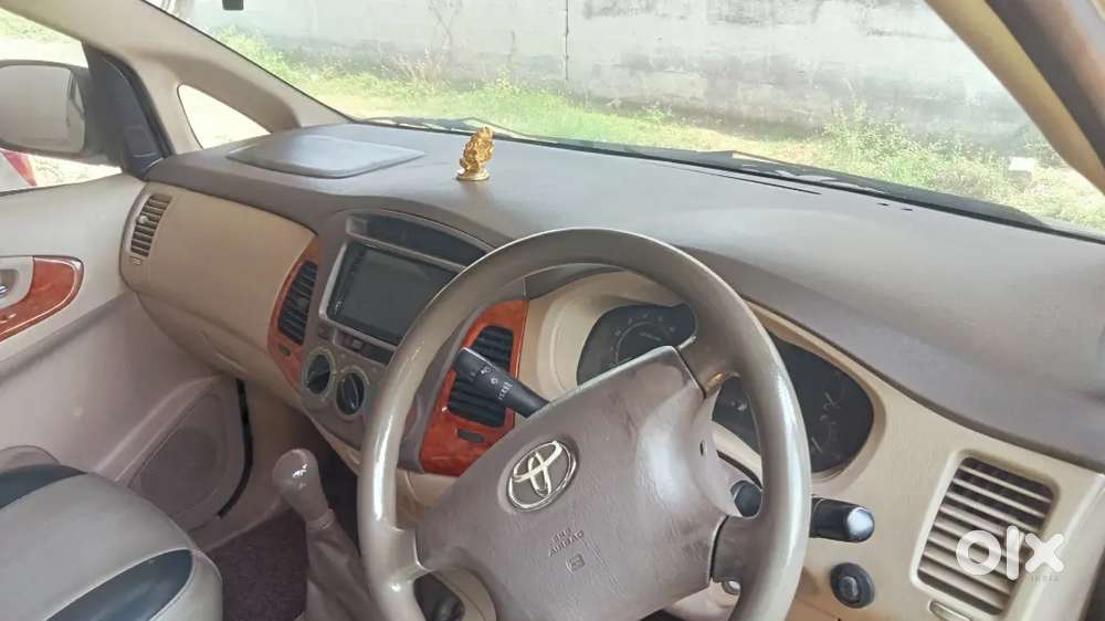 Toyota Innova 2008 Diesel 316000 Km Driven