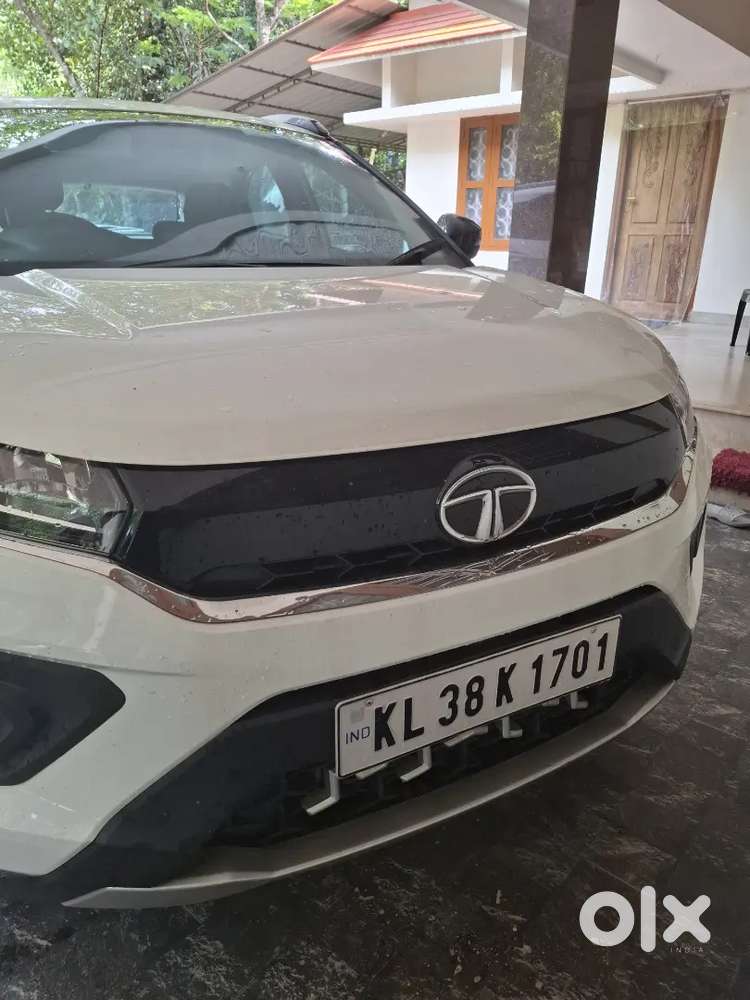 Automatic Car Tata Nexon/petrol/single Owner/52k Km
