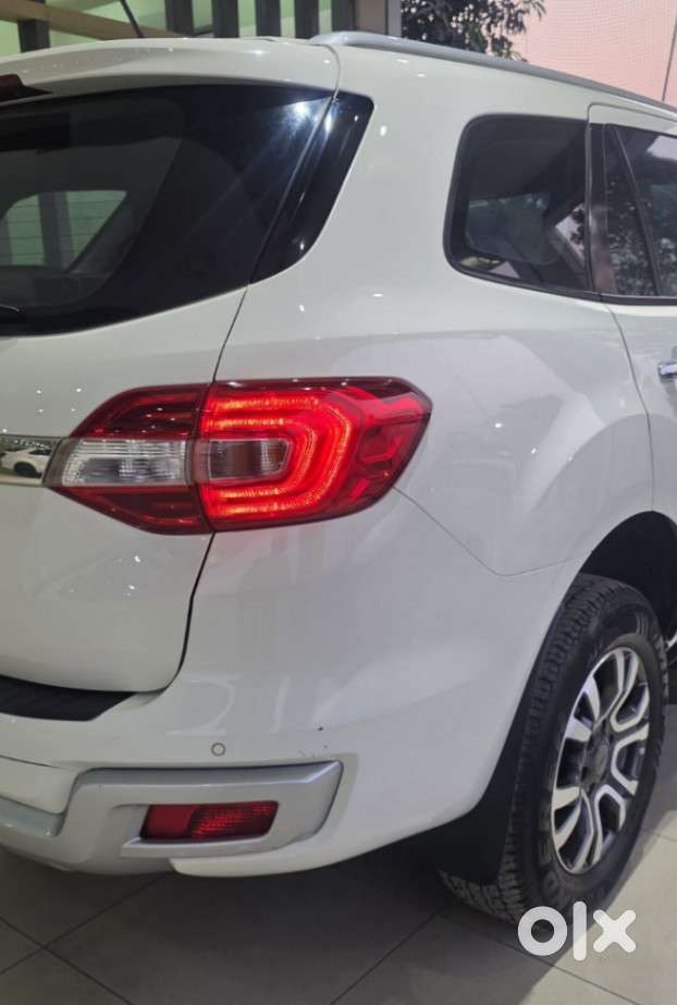 Ford Endeavour 2.2 Titanium 4x2 At, 2020, Diesel