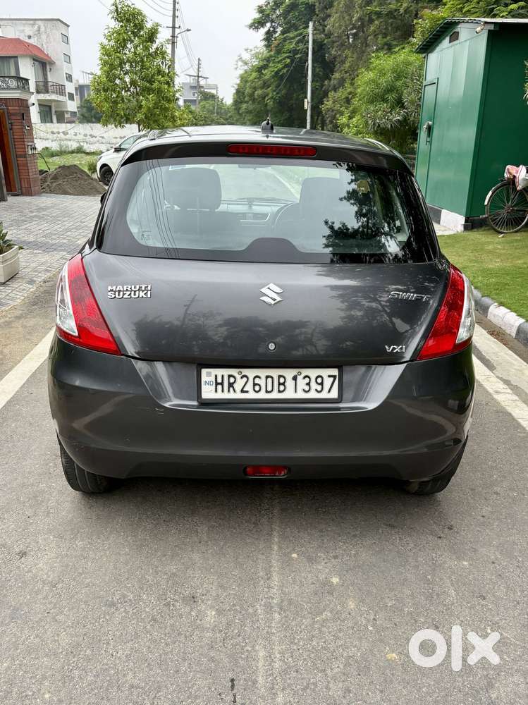 Maruti Suzuki Swift Vxi + Manual, 2016, Petrol