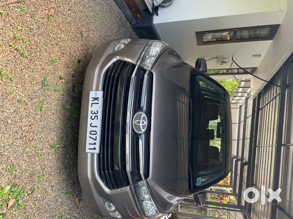 Innova Crysta Perfect Condition