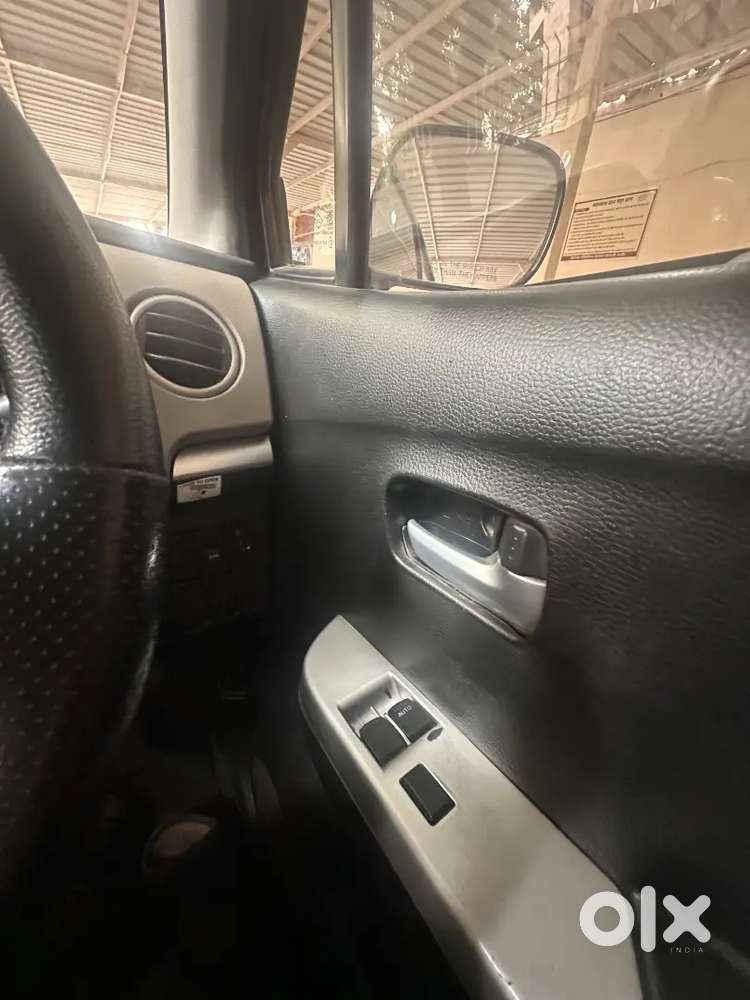 2013 Petrol Manual | 2nd Owner | 95,000 Km | Well Maintained