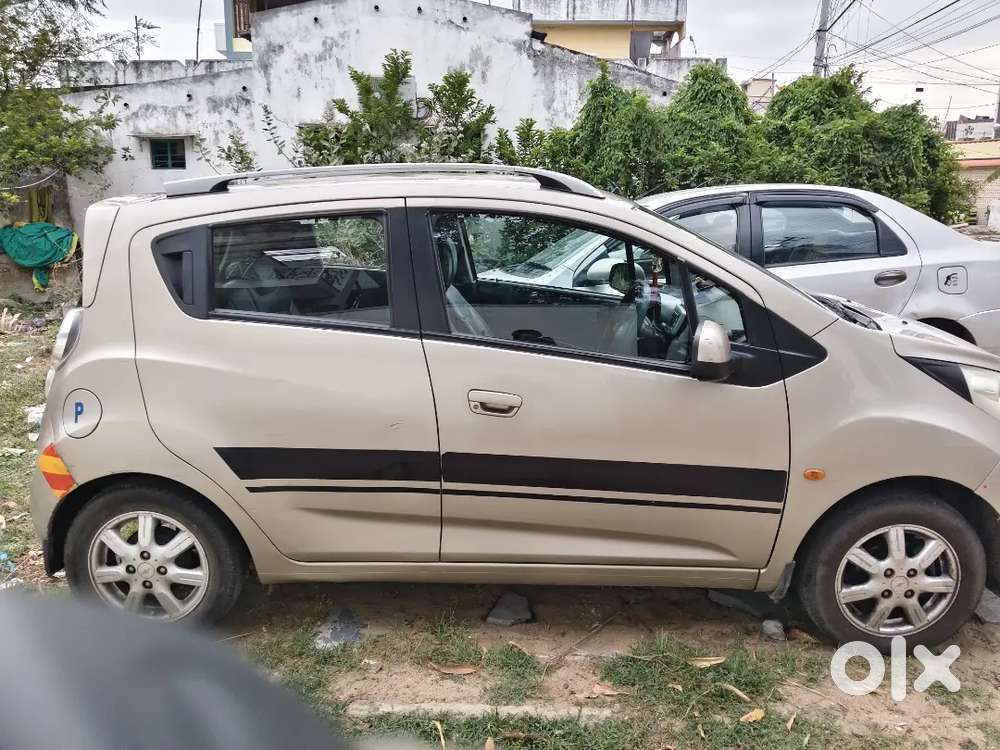 Chevrolet Beat Petrol 2011