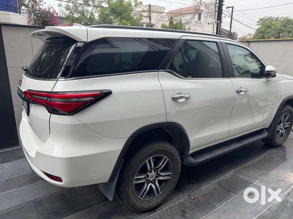 Toyota Fortuner Petrol Good Condition