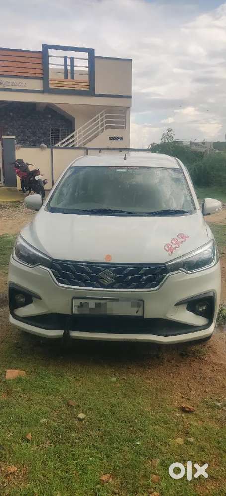 Maruti Suzuki Ertiga 2024 Petrol Well Maintained