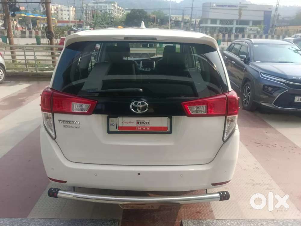 Toyota Innova Crysta [ ] 2.4 Gx At 7 Str, 2023, Diesel
