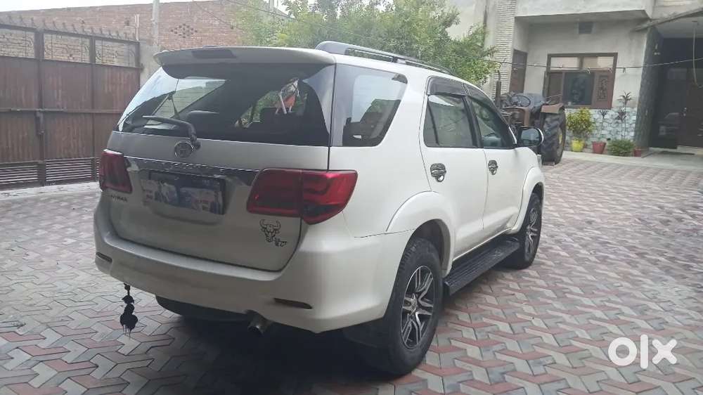 Toyota Fortuner Diesel 2013